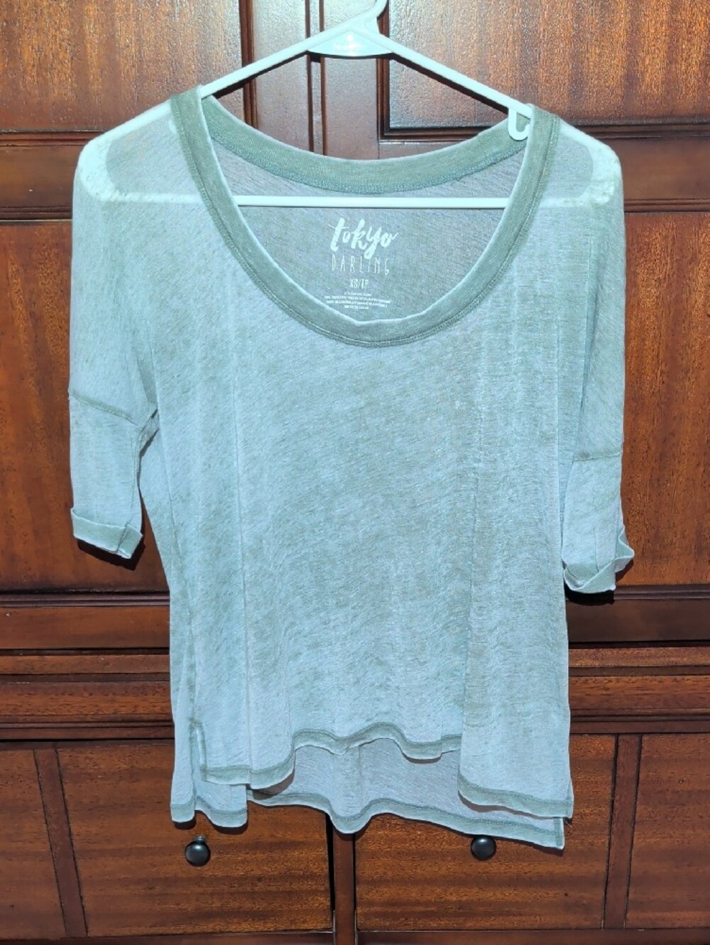 tokyo Darling Light Heather Gray Crop Tee